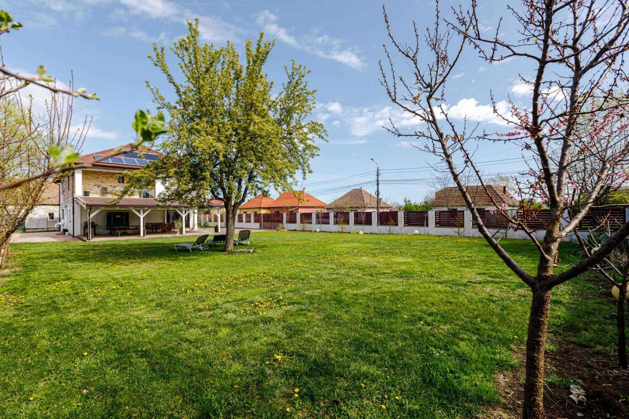 Gasthaus Sacalaz Hotel Timişoara Exterior foto