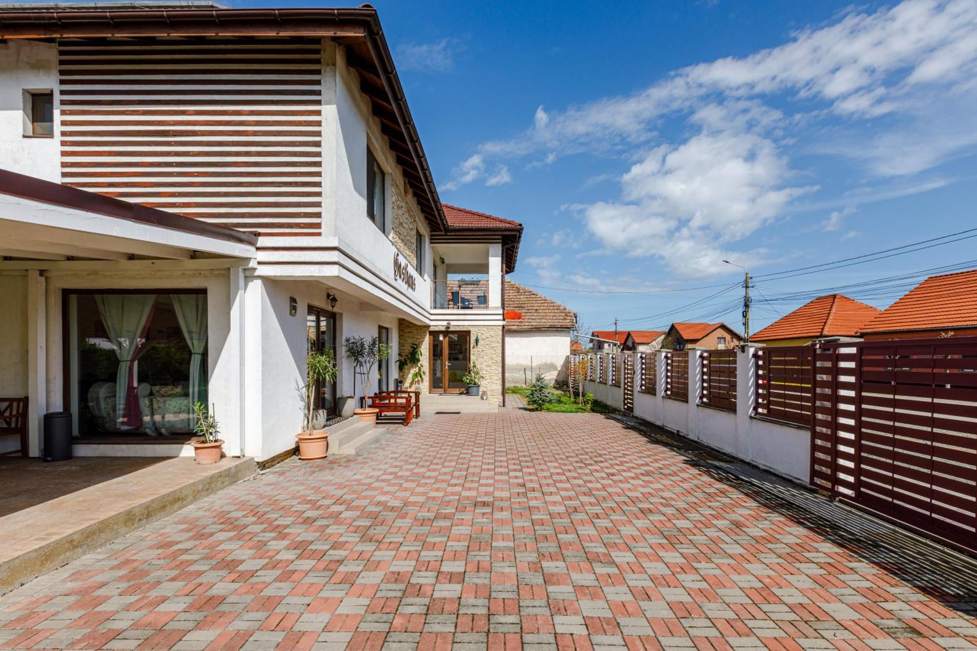 Gasthaus Sacalaz Hotel Timişoara Exterior foto